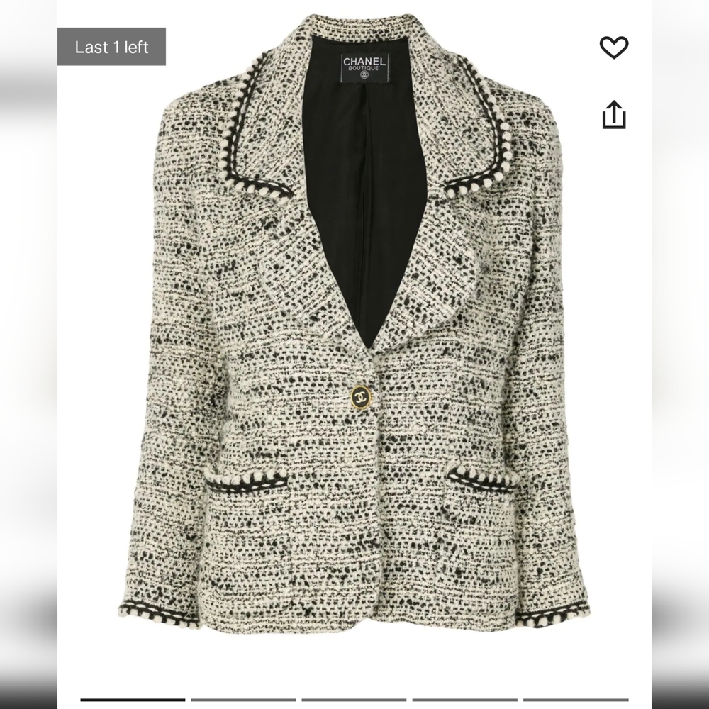 Iconic 94A Chanel tweed jacket in size FR 44